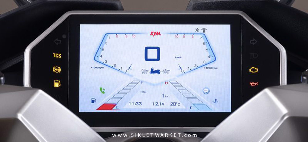 نمایشگر TFT هفت اینچی SYM CN400